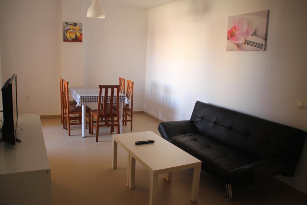 Apartamentos Playamar Ροκέτας ντε Μαρ Εξωτερικό φωτογραφία