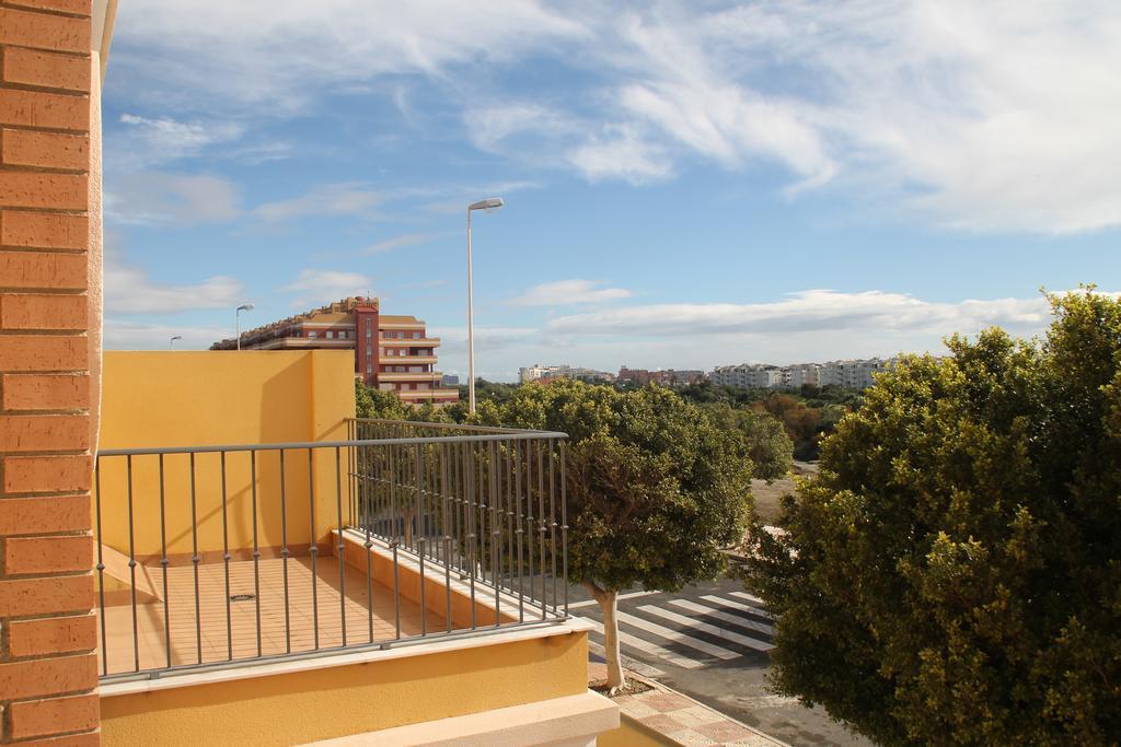 Apartamentos Playamar Ροκέτας ντε Μαρ Εξωτερικό φωτογραφία