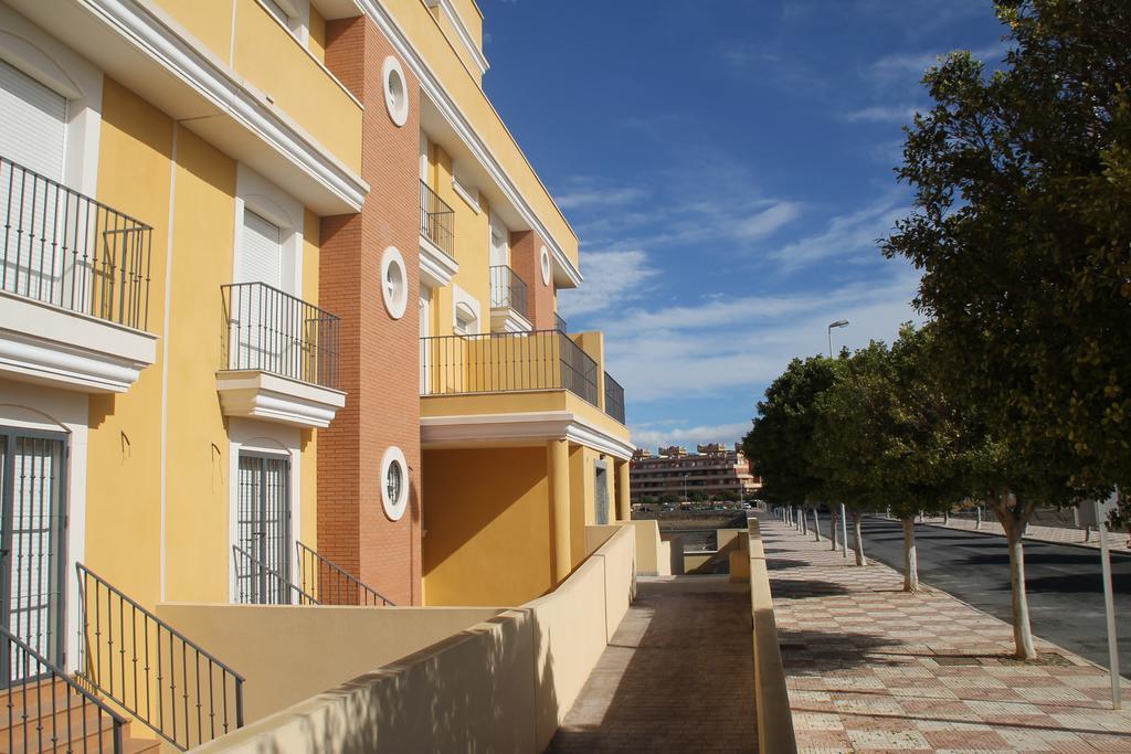 Apartamentos Playamar Ροκέτας ντε Μαρ Εξωτερικό φωτογραφία