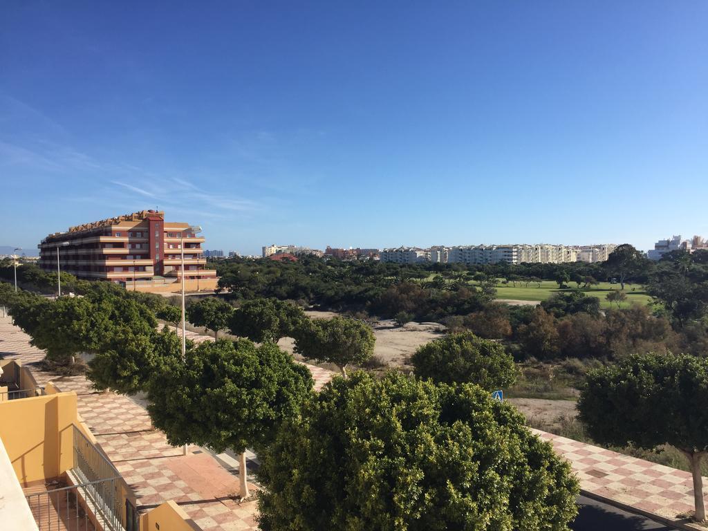 Apartamentos Playamar Ροκέτας ντε Μαρ Εξωτερικό φωτογραφία