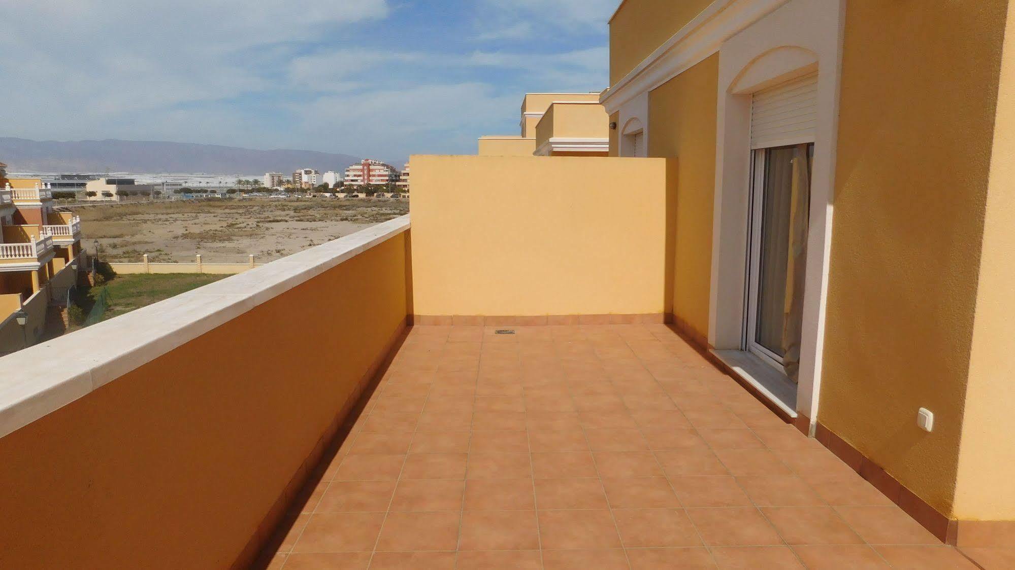 Apartamentos Playamar Ροκέτας ντε Μαρ Εξωτερικό φωτογραφία