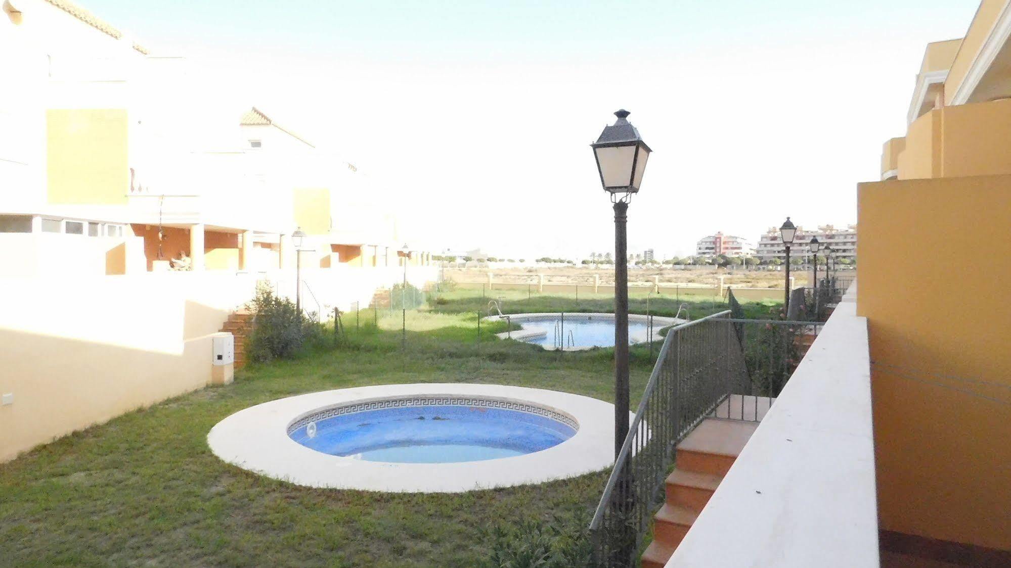 Apartamentos Playamar Ροκέτας ντε Μαρ Εξωτερικό φωτογραφία